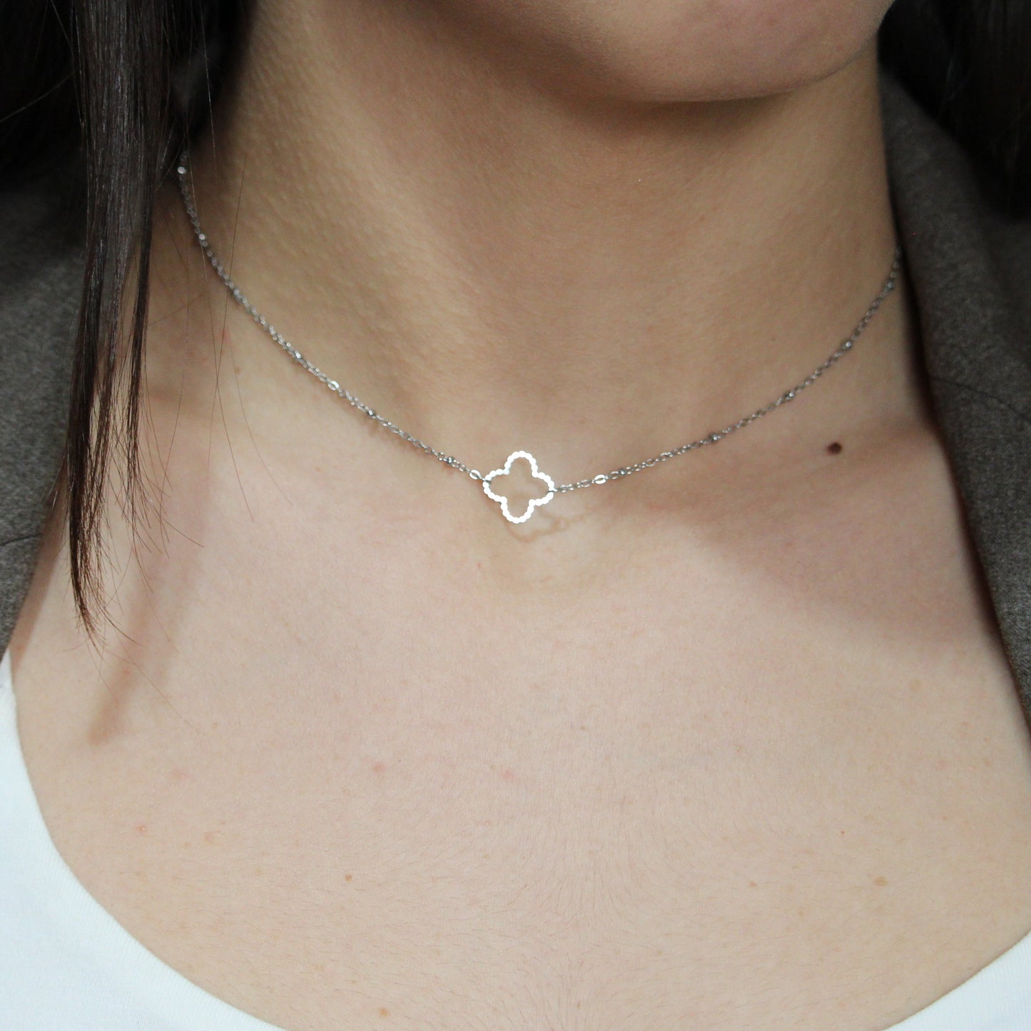 Collier Elara