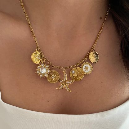 Collier Hailey