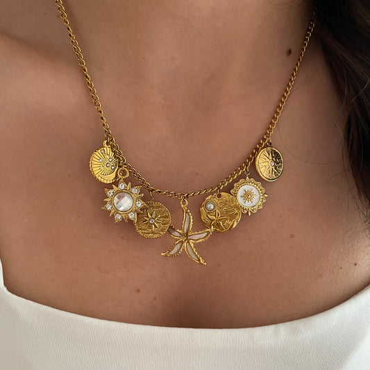 Collier Hailey